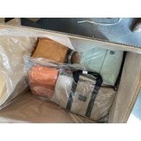 外貿出口日本時尚PU包、挎包、背包庫存